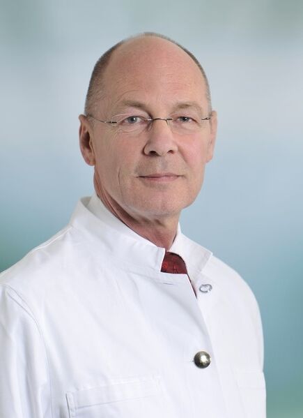 Doctor Urologist Dávid